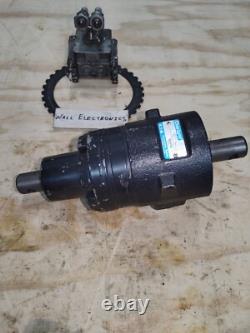 Char-Lynn 217-1015-002 Eaton / Sumitomo Hydraulic Motor