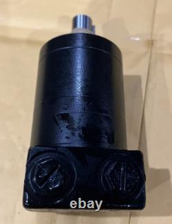 Char-Lynn EATON 129-0017-002 Hydraulic Motor NOS