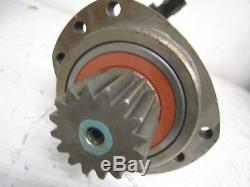 New 104-1258-005 Eaton Char-Lynn Hydraulic Motor