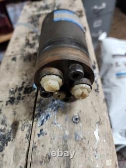 Char-Lynn Eaton Hydraulic Motor Rear Ports 1280012-001 J-SERIES