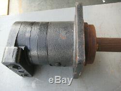 Char-lynn 177 hydraulic motor VIS 40 eaton 28 tooth spline Case