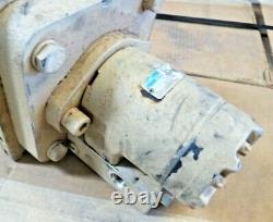 DP Manufacturing M1070 Military Winch Eaton Hydraulic Motor Assembly 52060-009