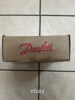 Danfoss- Char-Lyn-Eaton 103-3587-012 S Series Hydraulic Motor