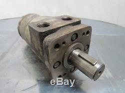 Eaton 101-1271-005 Spool Valve Hydraulic Motor 4 Bolt Flange 1/2 NPT Ports