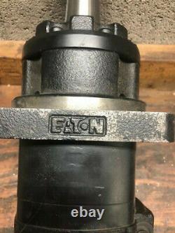 Eaton 4K-395 Char-Lynn Hydraulic Motor New