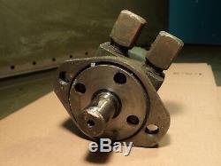 Eaton Char-Lynn 101-1032-007 Hydraulic Motor 1 Shaft, Used in Good Condition