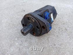 Eaton Char-lynn 158-3984-001 Hydraulic Drive Motor Nos Splined shaft Danfoss