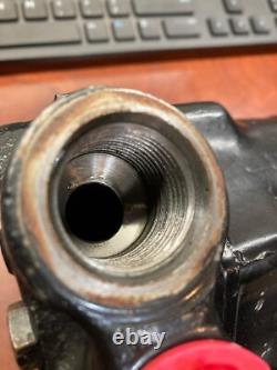 Eaton Fixed Piston Hydraulic Motor 74118-DBZ-01 Harvesters Sprayers Log Skidders