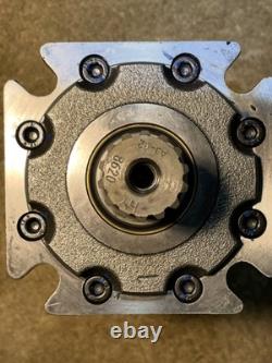 Eaton Hydraulic Motor Part# 626ag00058a Commonly Used On 84 Power Rakes