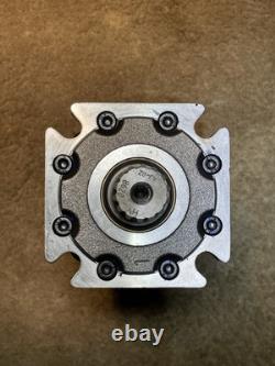 Eaton Hydraulic Motor Part# 626ag00058a Commonly Used On 84 Power Rakes