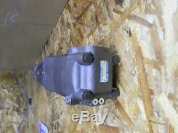 Eaton Orbit Hydraulic Motor 104 1026 004 385 Rpm, 3000 psi, 20 gpm NOS
