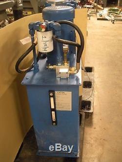 Eaton Vickers Hydraulic Unit 5997001 with 5 hp Motor & Reservoir