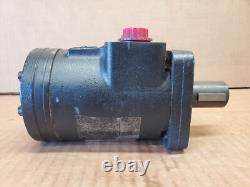 Genuine OEM Eaton Hydraulic Motor 101-1001-009 1800 PSI 1/2 NPT 1 shaft 4 bolt