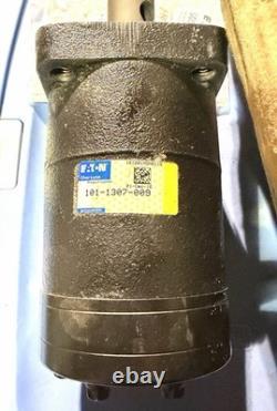 NEW OEM Eaton Char-Lynn (Danfoss) 101-1307-009 Hydraulic Motor