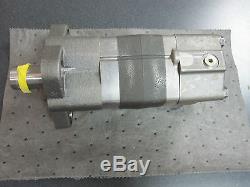 New EATON Char-Lynn Hydraulic 4-bolt Motor #104-1252-006